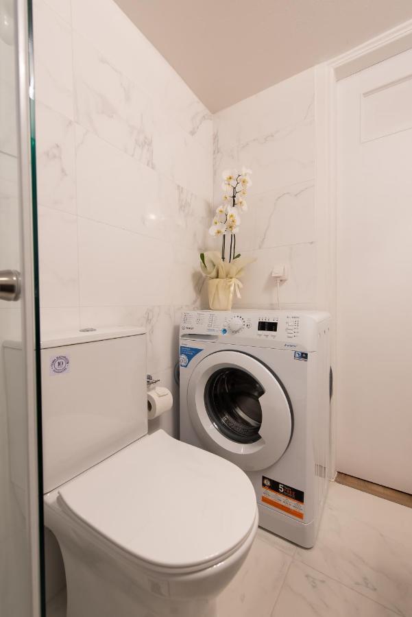 Medluxe Business Apartment Atenas Exterior foto